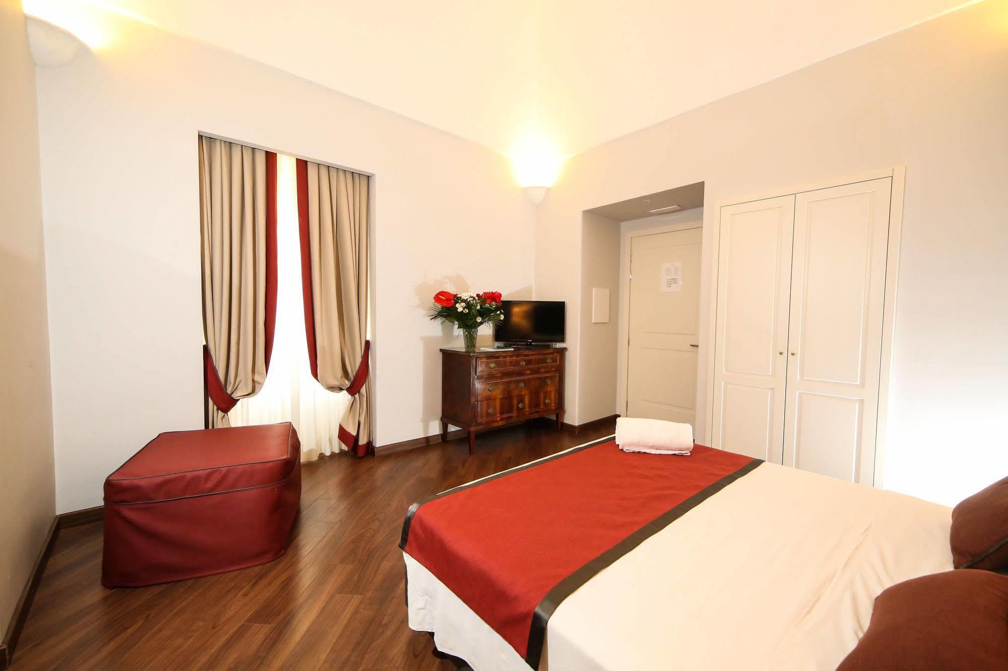 Hotel Palazzo Riario Sforza Nápoles Exterior foto